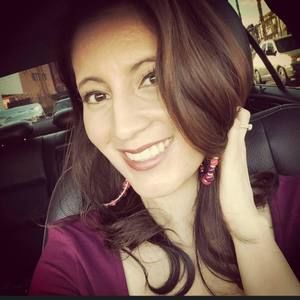 Meet your Posher, Cynthia